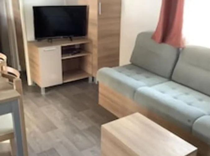 Mobil-Home Camping Le Montourey